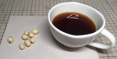 ブレンドコーヒー『ミケランジェロ』とコメダの豆菓子